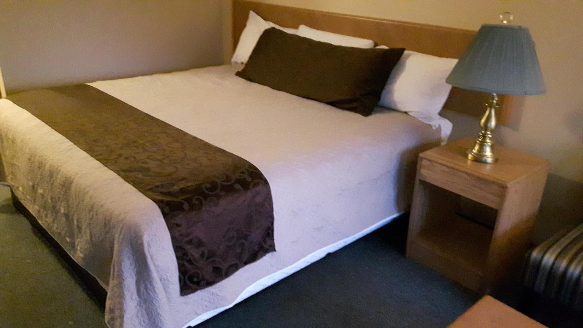 Mary'S Motel Golden Δωμάτιο φωτογραφία