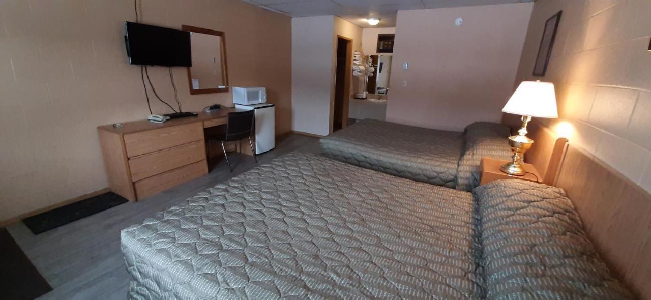 Mary'S Motel Golden Εξωτερικό φωτογραφία